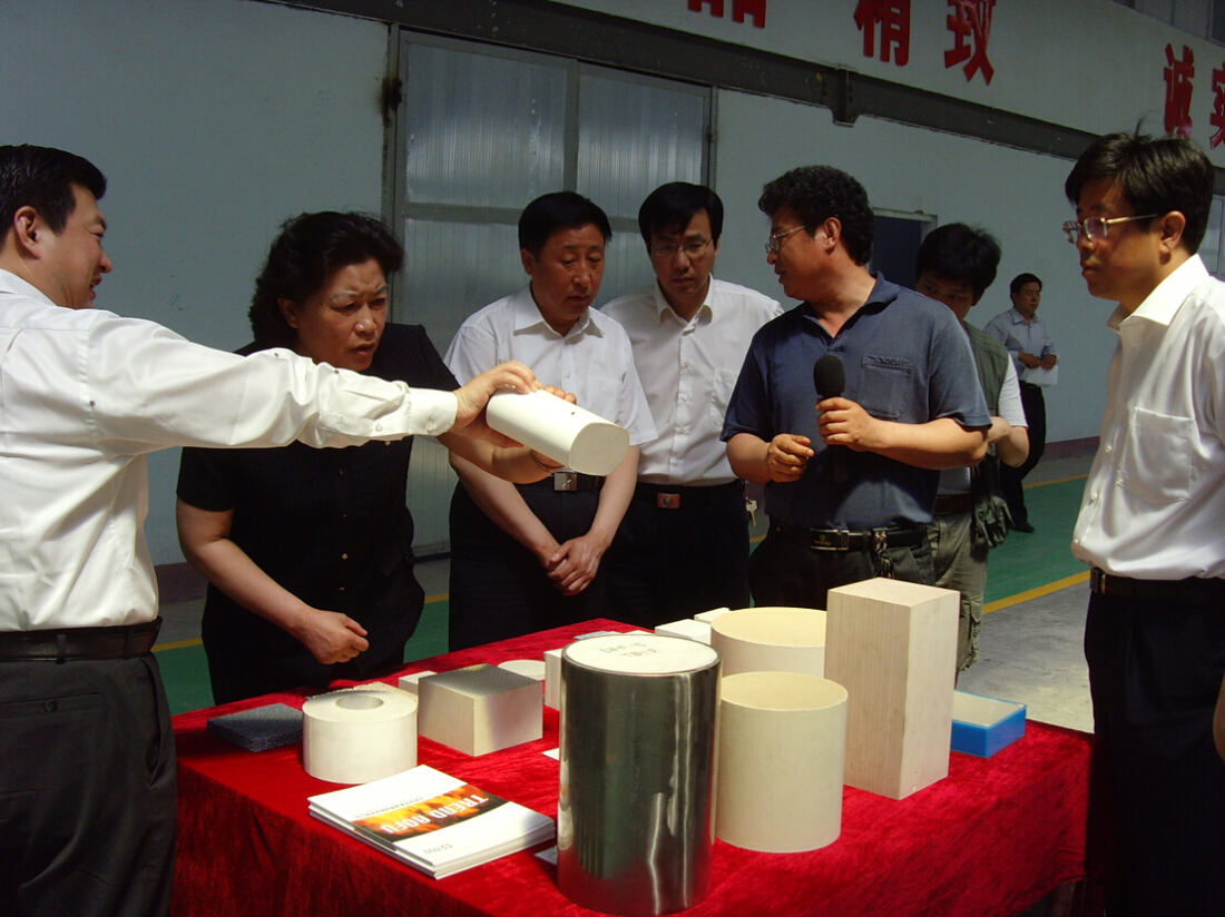 On June 11, 2011, Secretary Wu Cuiyun of the Municipal Party Committee inspected